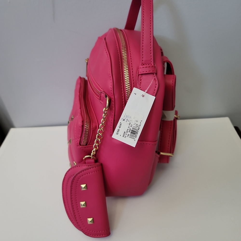 Beautiful Pink Back Pack - Picture 8 of 9